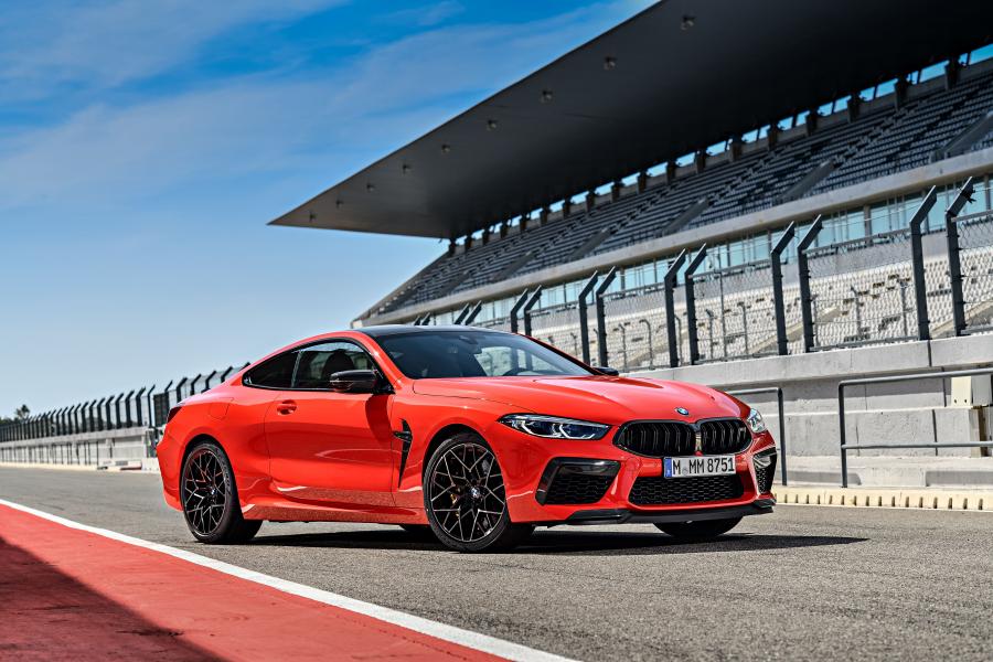  BMW M8 Competition Coupe (F92) 2019 года  (UK) (фото 12 из 157)
